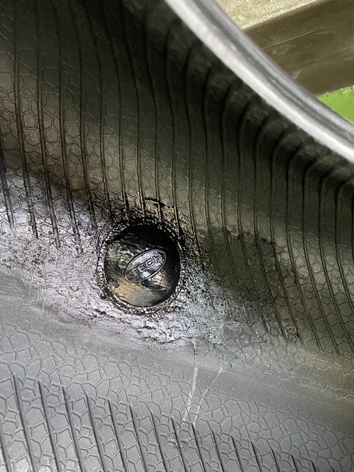 EXKhnRzUYAArnpT (1)-thumb-850x1133-30260-thumb-850x1133-44696.jpg