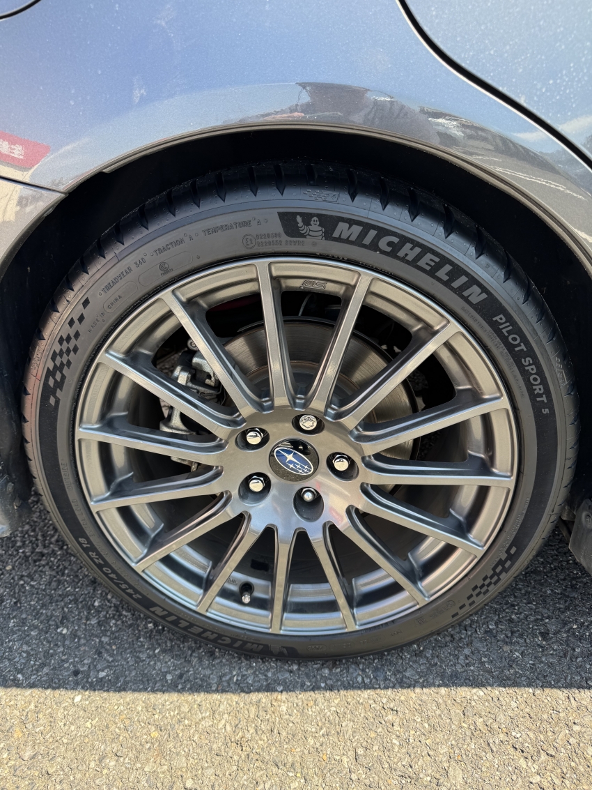 WRX　タイヤ交換①.jpeg