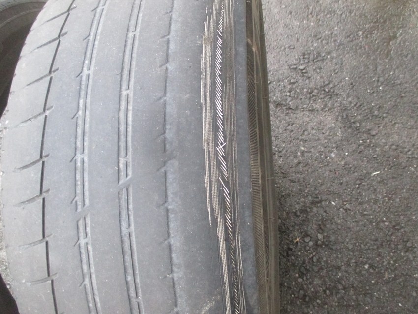 方べりタイヤ.jpg