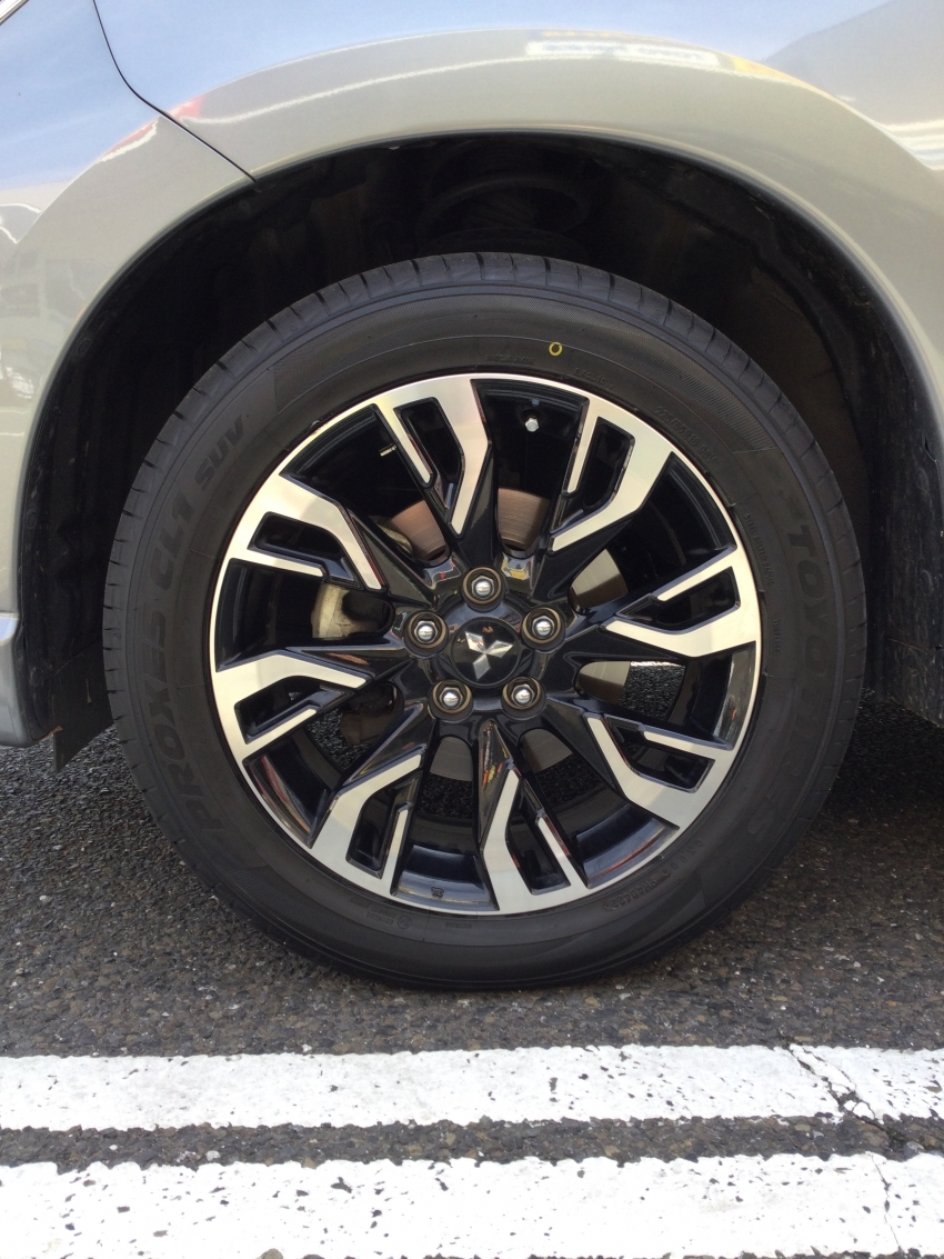 MITOUTLTYCL1SUV (2).JPG